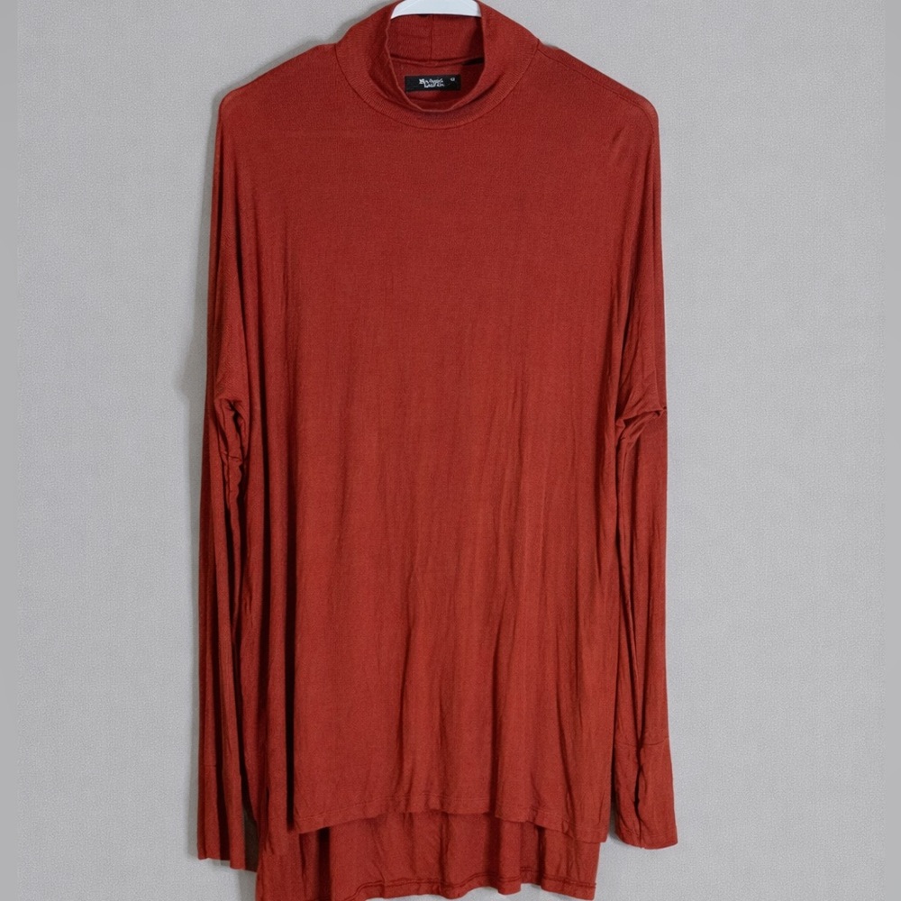 Michael Lauren Long sleeve tunic top
